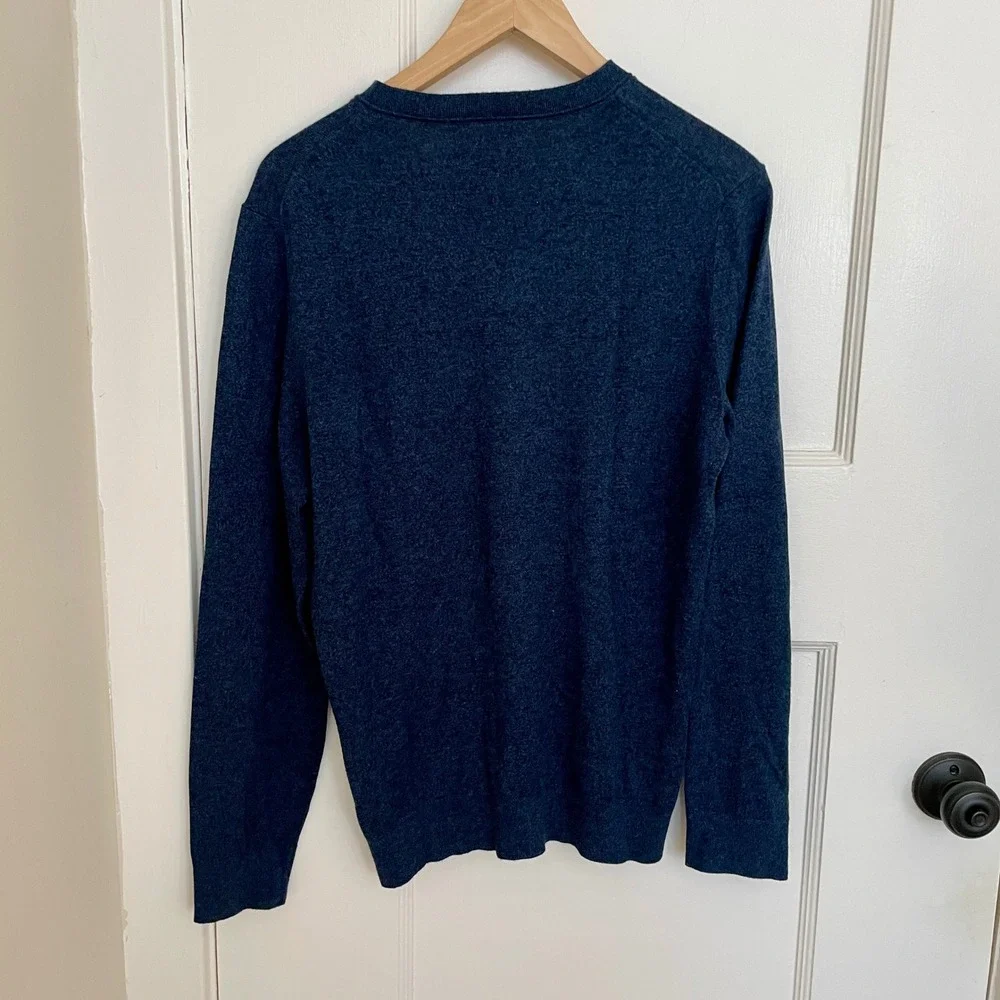Banana Republic Mens Blue V Neck Long Sleeve‎ Sweater, Premium Luxe Yarn